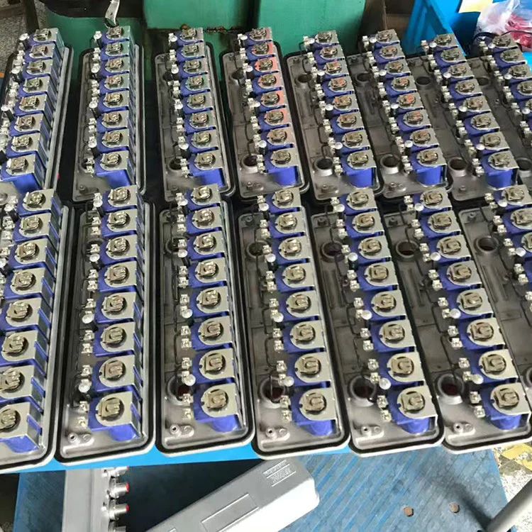 RCA3-8V8000 Ventilska škatla